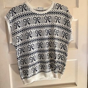 Perfect short sleeve sweater for the holiday parties!